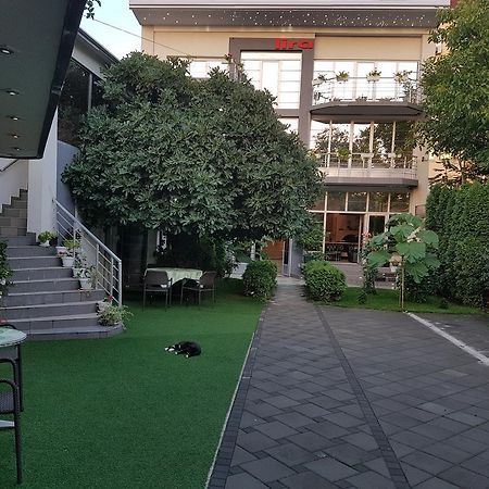 Lira Inn Ni Εξωτερικό φωτογραφία