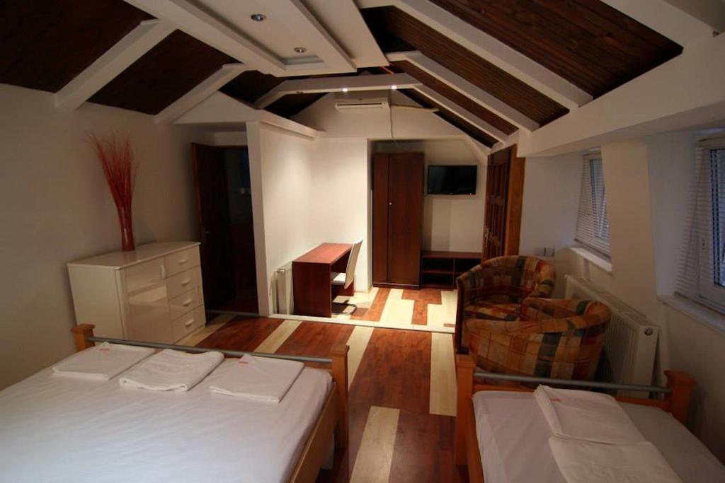 Lira Inn Ni Δωμάτιο φωτογραφία