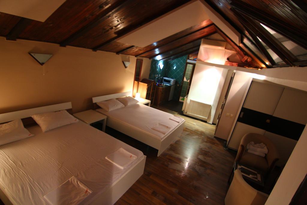 Lira Inn Ni Δωμάτιο φωτογραφία