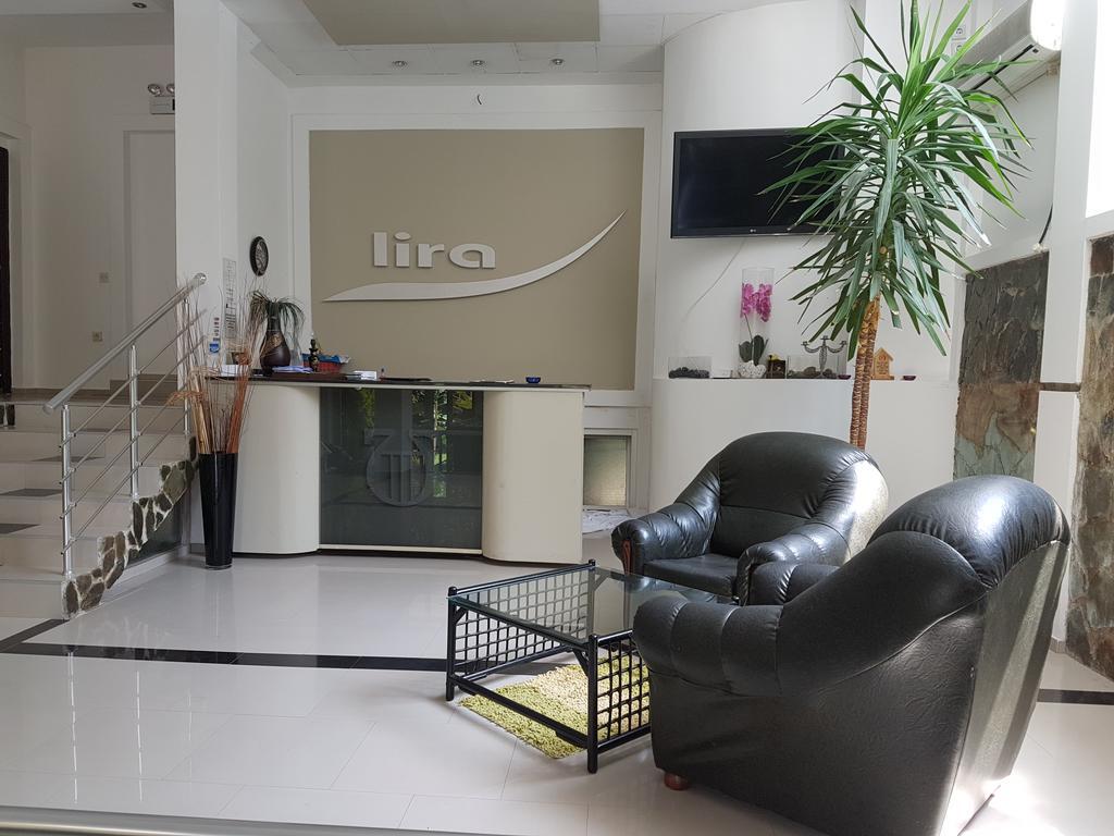 Lira Inn Ni Εξωτερικό φωτογραφία