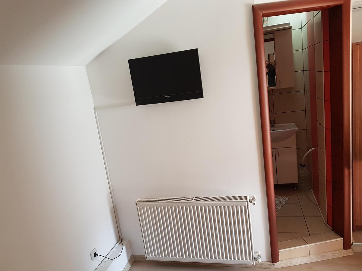Lira Inn Ni Εξωτερικό φωτογραφία