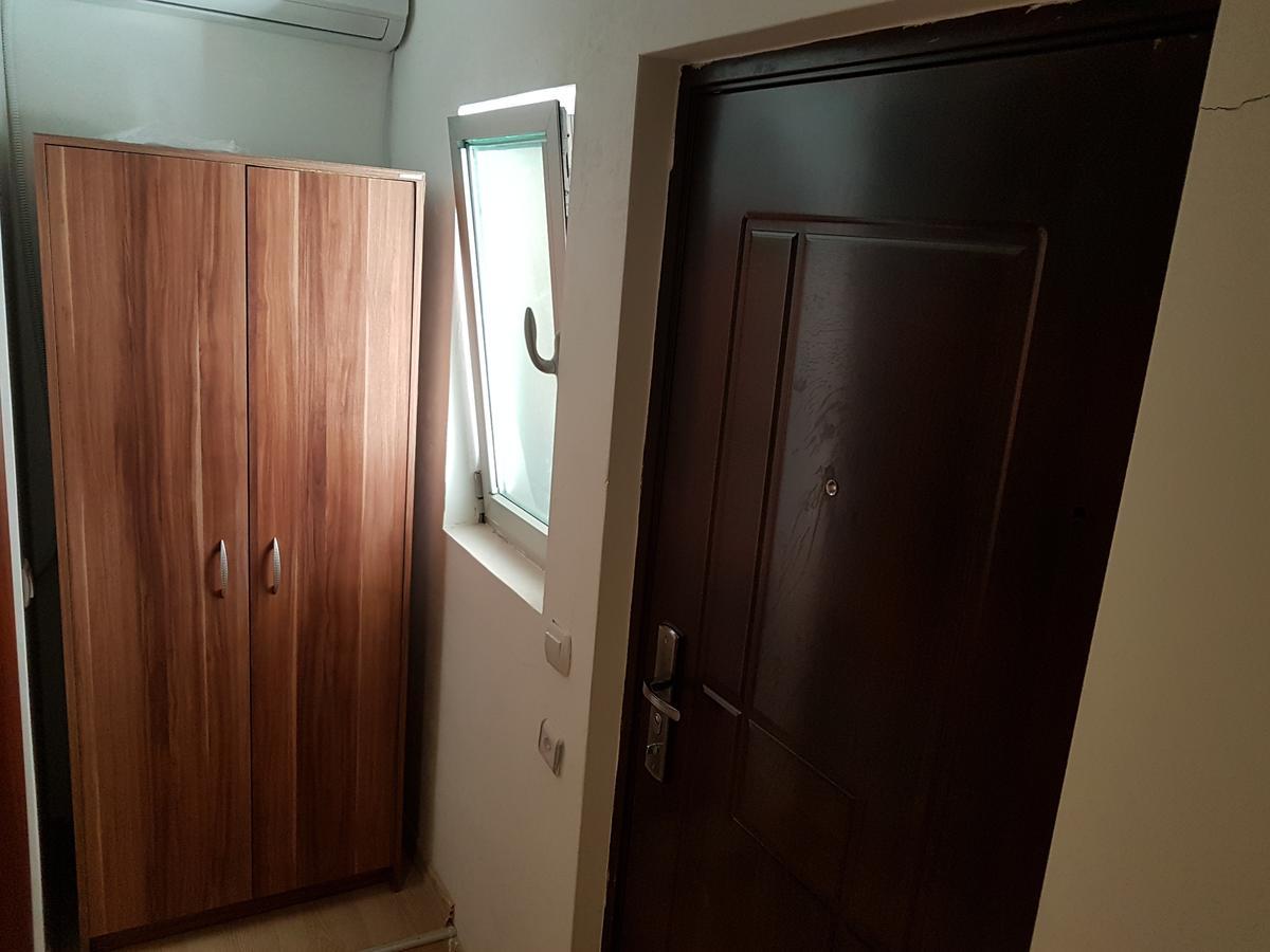 Lira Inn Ni Εξωτερικό φωτογραφία